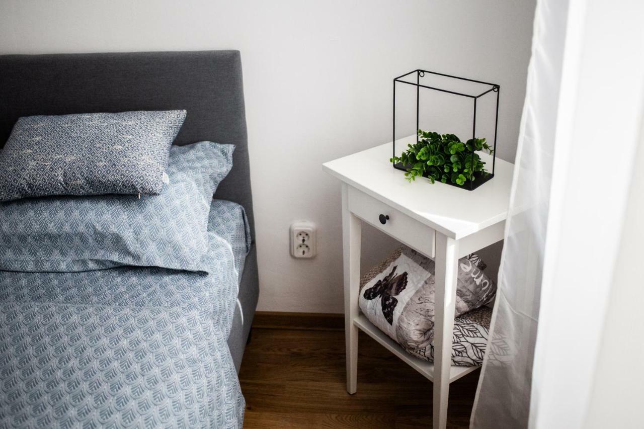 Art Downtown Alecsandri St Luxury Apartment Gran Varadino Esterno foto