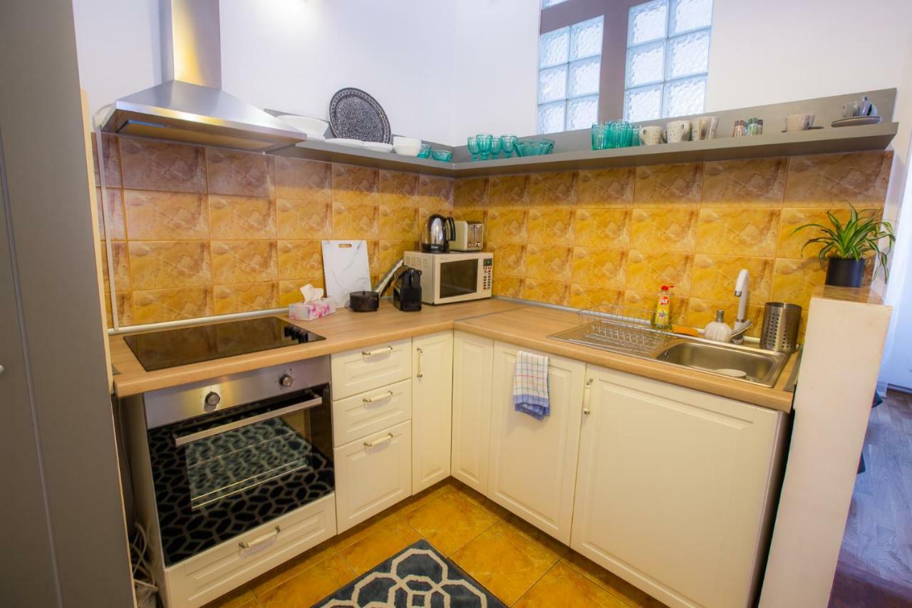 Art Downtown Alecsandri St Luxury Apartment Gran Varadino Esterno foto